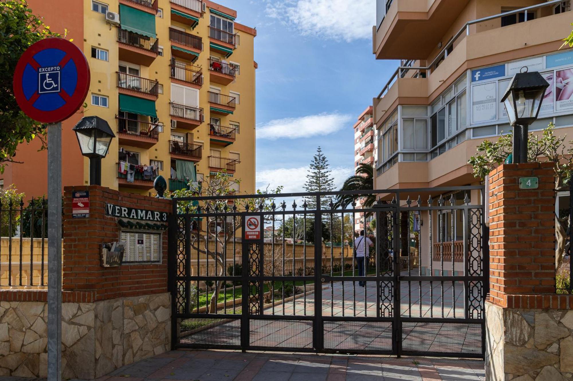 Apartamento Veramar 푸엔히롤라 외부 사진